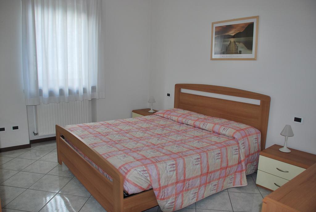 Appartamenti Stanga Ivo Tenno Habitación foto