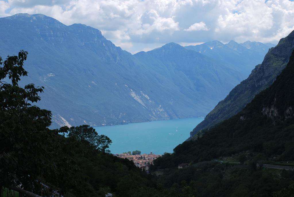 Appartamenti Stanga Ivo Tenno Habitación foto