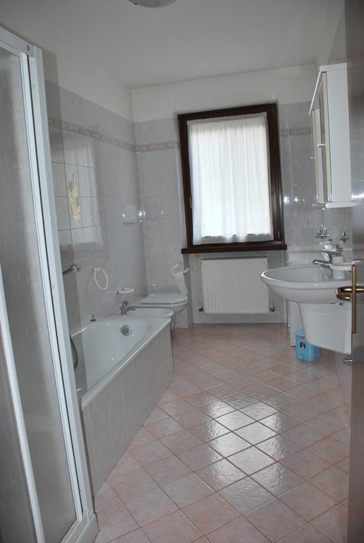 Appartamenti Stanga Ivo Tenno Habitación foto